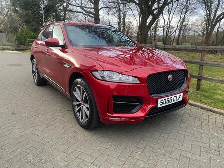 JAGUAR F-PACE 2.0 D180 R-Sport